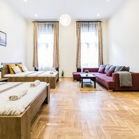 Real Apartments Klauzal Budapest Eksteriør bilde
