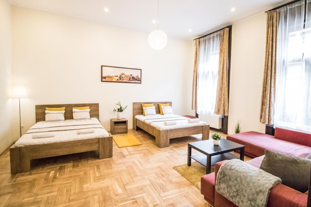 Real Apartments Klauzal Budapest Eksteriør bilde
