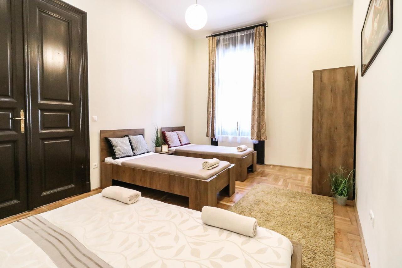 Real Apartments Klauzal Budapest Eksteriør bilde